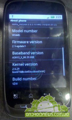 Motorola WX445 -      OS Android