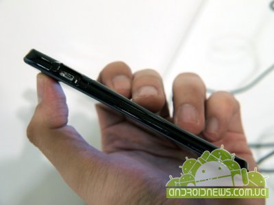 Fujitsu Arrows &#956; F-07D -  Android-