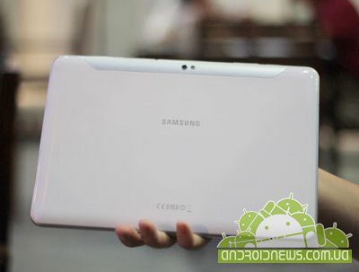 Samsung Galaxy Tab 10.1  Samsung GalaxyTab 7.0 Plus  