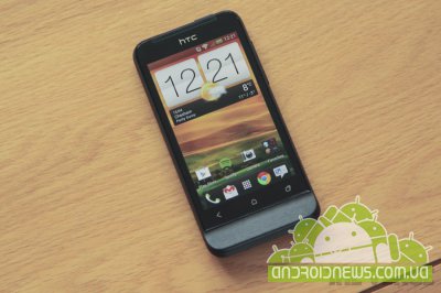       One - HTC One V