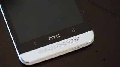    HTC One    