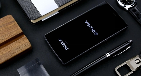   OnePlus 3  Vernee Apollo Lite.  ?