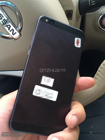 Xiaomi   Mi 5S c E-Ink-
