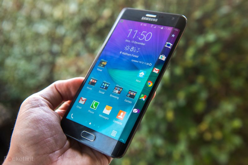 Samsung не отнекивается от планов на Galaxy Note 8, несмотря на аварию предшественника